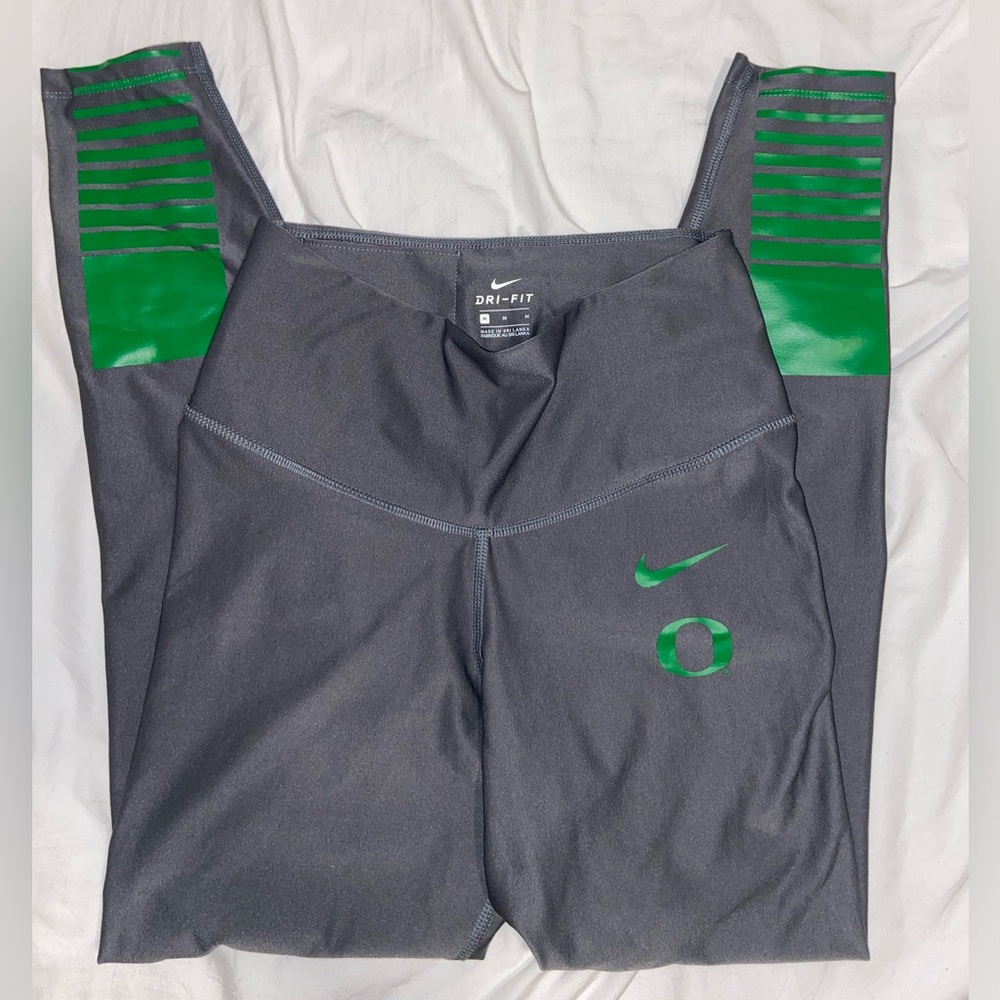 University of Oregon Nike Dri-Fit Gray Workout Leggings Size Medium